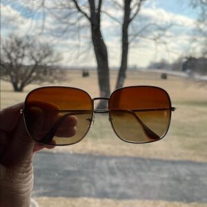 Vtg Gold Tone AVIATOR Style Sunglasses W/Gradient Lenses Japan Y2K *READ*